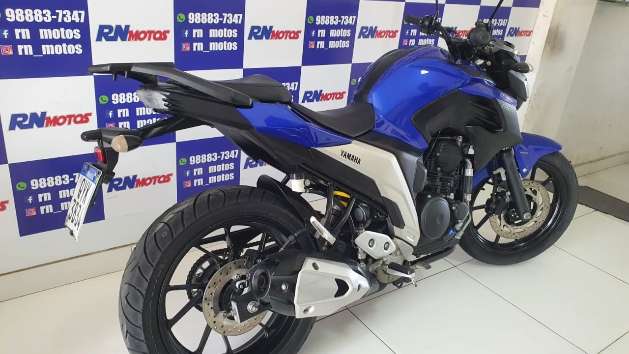 YAMAHA FZ25 2021 - foto 3