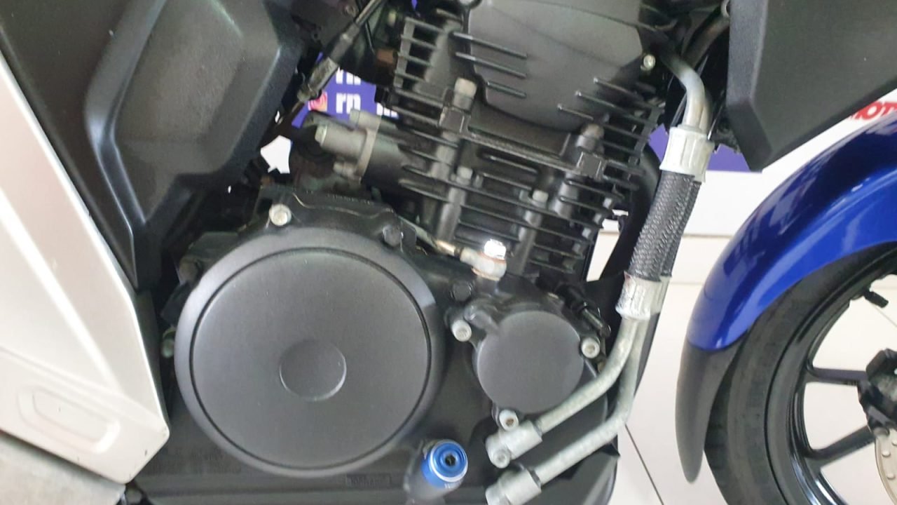 YAMAHA FZ25 2021 - foto 6