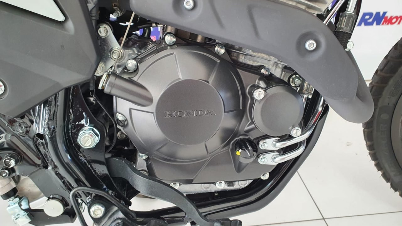 HONDA TORNADO 300 2025 - foto 5