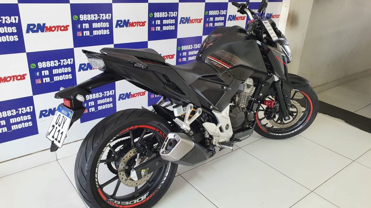 HONDA TWISTER 300F 2023 - foto 3