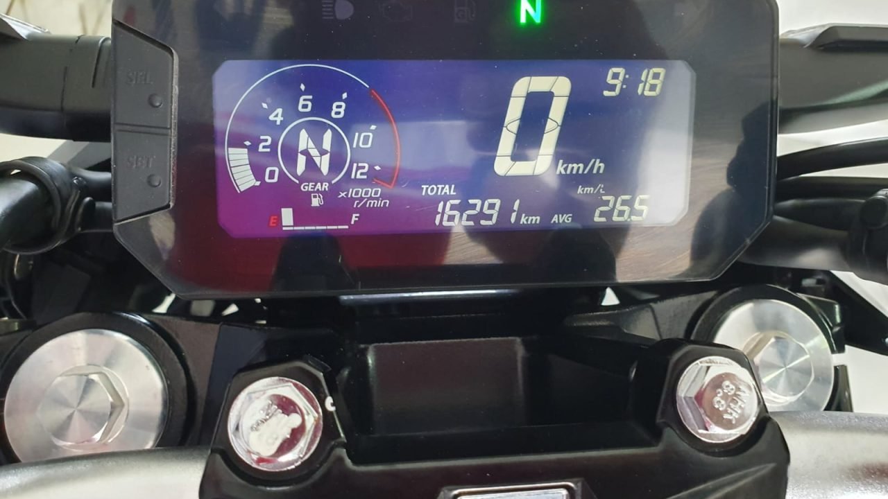 HONDA TWISTER 300F 2023 - foto 6