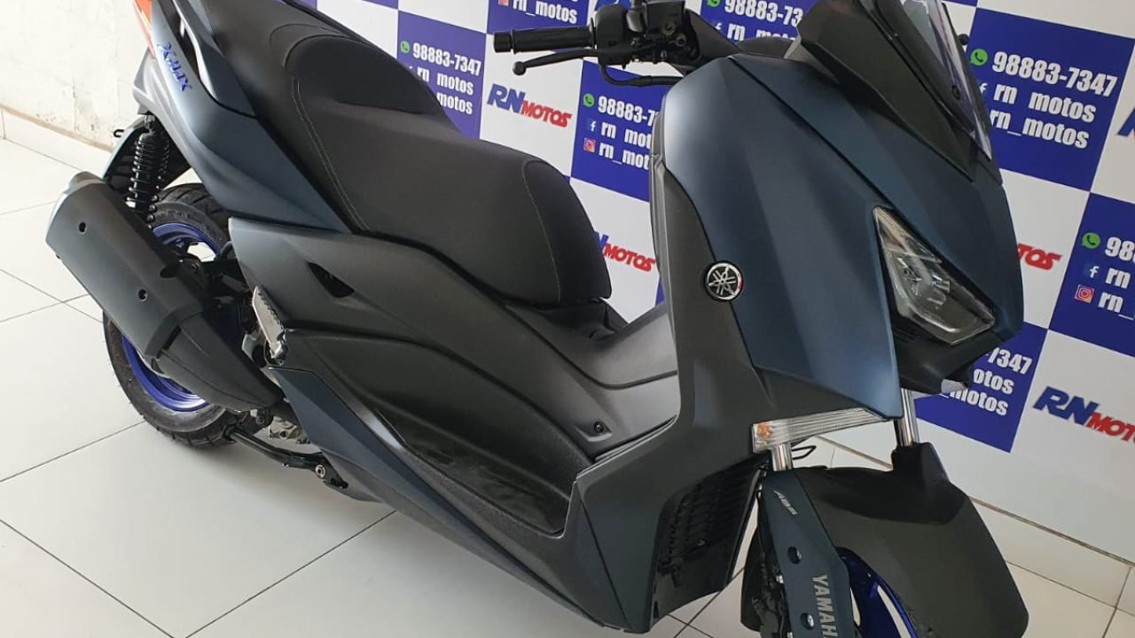 YAMAHA XMAX 250 2024 AZUL - foto 4